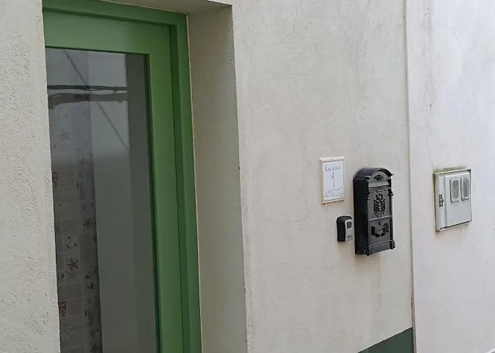 Casa De Abaixo Rinlo